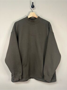 Essential Fear Of God Crewneck
